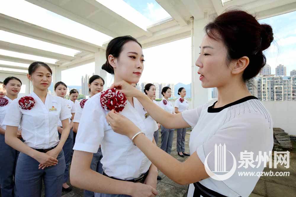 福建进港高铁首开在即 高姐培训忙