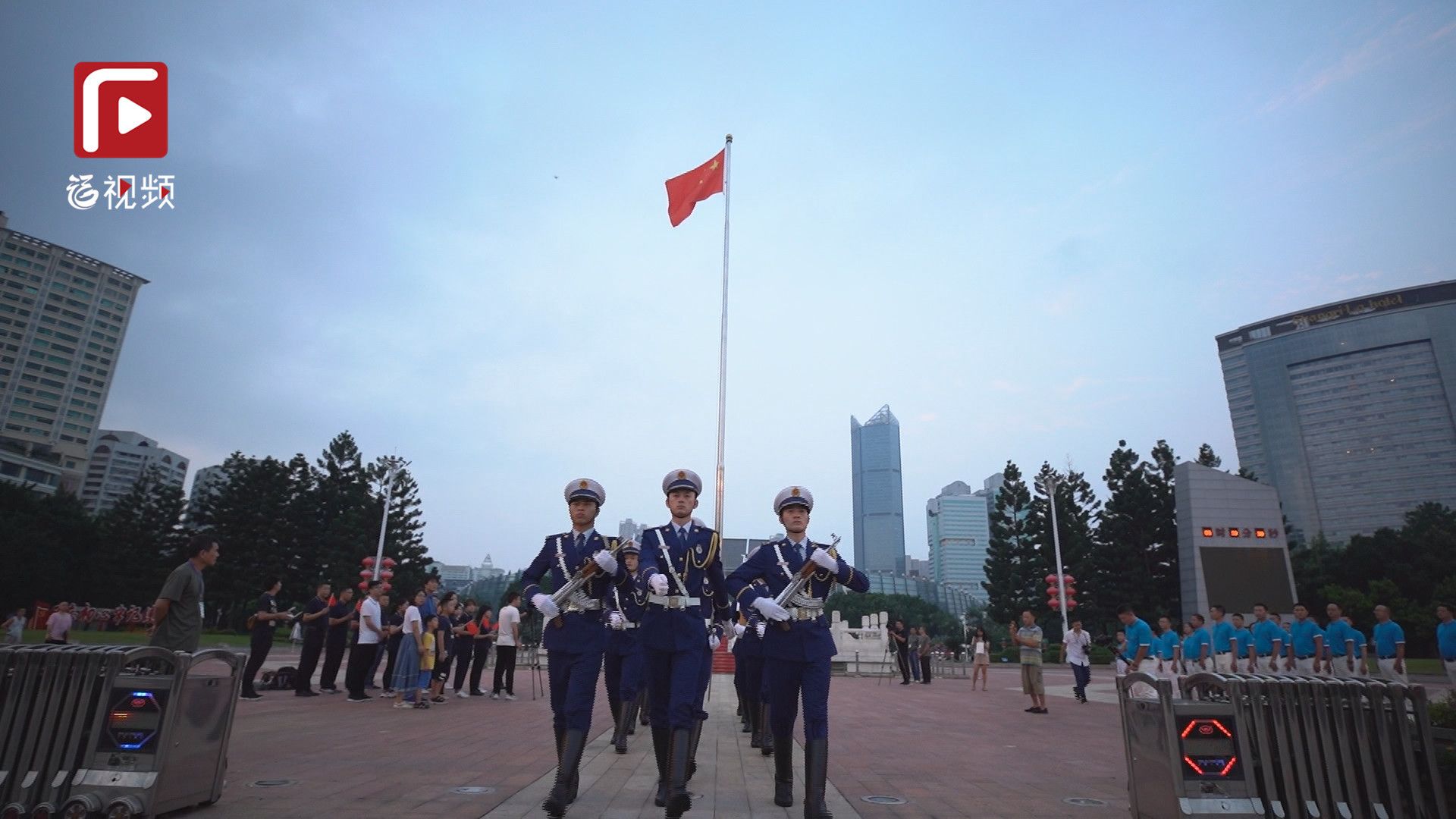 纪念福州解放70周年 五一广场举行升旗仪式